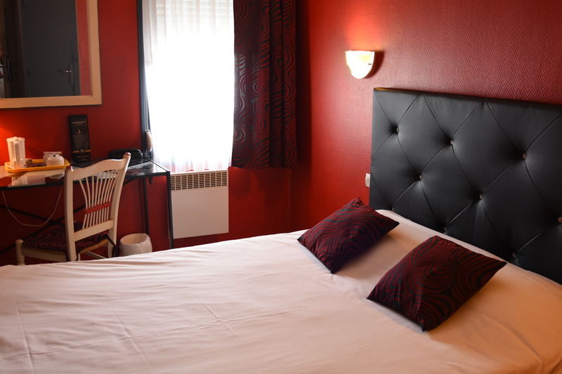 Brit Hotel Confort Cambrai Exterior foto