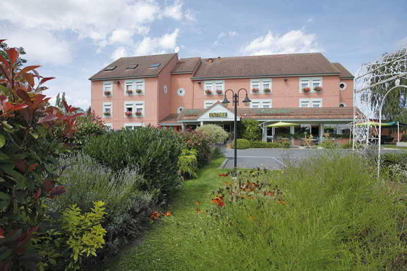 Brit Hotel Confort Cambrai Exterior foto
